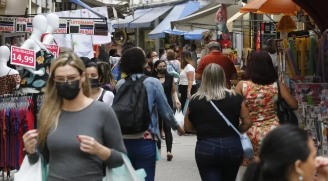 movimento_ruas_rio_de_janeiro_pandemia_covid_19