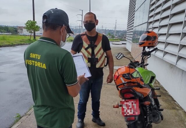 Prefeitura retoma vistoria para taxistas e mototaxistas atrasadas desde 2020. — Foto: Divulgação/IMMU