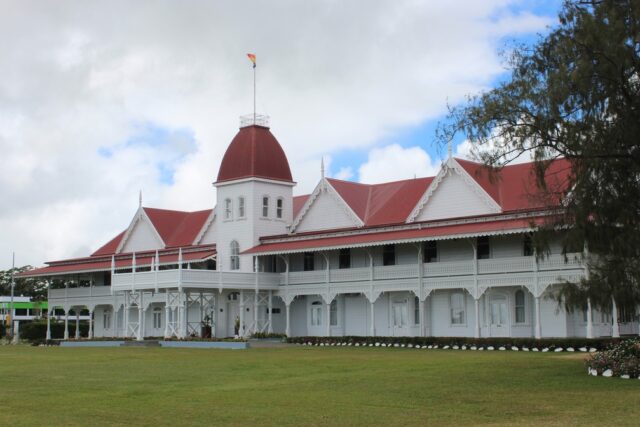 royal-palace-nukualofa-nov-18
