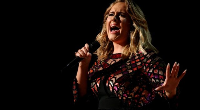 2021-11-19T180826Z_2_LYNXMPEHAI0X1_RTROPTP_4_MUSIC-ADELE