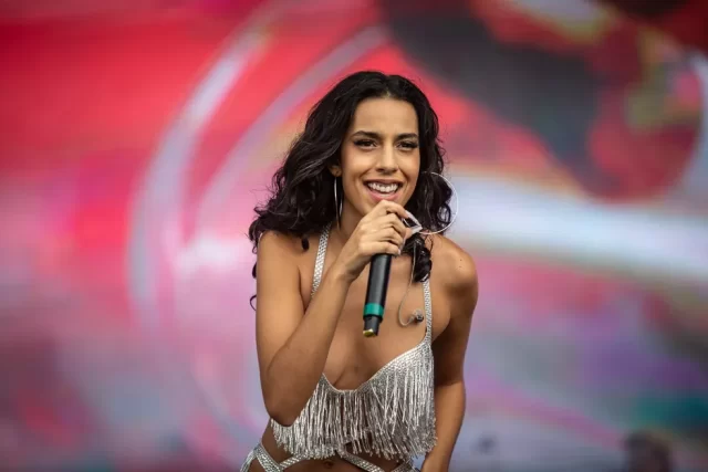 219EDDCE-DBBE-4DEF-B1BF-6D920145F4A1