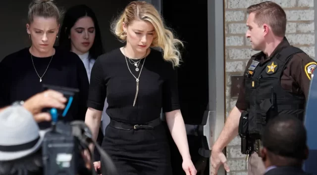 Johnny-Depp-julgamento-amber-heard1