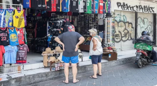turistas-australia-e1657299109571