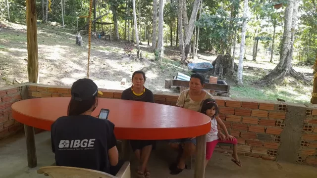 ibge-faz-censo-2022-na-comunidade-indigena-de-santa-maria-zona-rural-de-manaus-foto-karla-melo-rede-amazonica