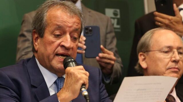 Valdemar-da-Costa-Neto-e-Carlos-Rocha-960x540