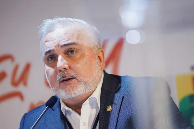 2023-01-04t184708z-2081247553-rc2q1y9tpjwd-rtrmadp-3-petrobras-ceo-fuel