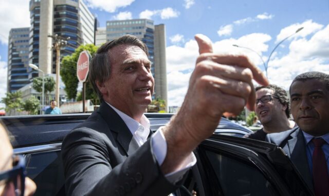 bolsonaro-policia-federal_mcamgo_abr_260420231818-2