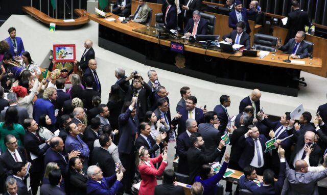 lula5438-18