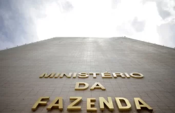 Governo federal paga R$ 1,4 bi em dívidas atrasadas a estados e municípios