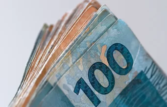 IBGE revisa para baixo PIB do Brasil do 1º tri, para 1,8%