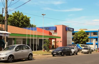 Mulher dá prejuízo de R$ 15 mil com golpe do falso PIX em lojas do Centro de Manaus, diz polícia