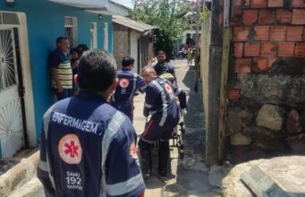 Mulher é presa suspeita de manter filhos em cárcere privado dentro de casa em Manaus