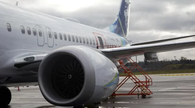 Area-do-plugue-de-porta-do-Boeing-737-9-MAX-da-Alaska-Airlines-que-se-soltou-em-pleno-voo