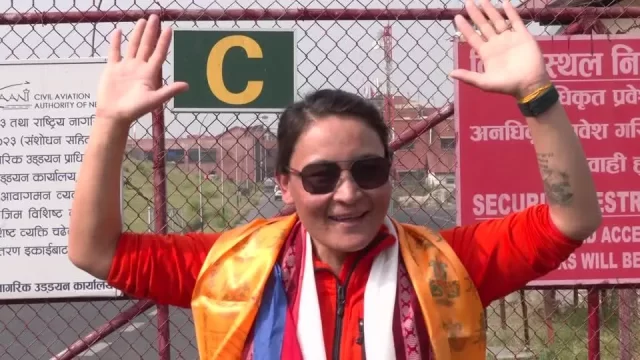 2024-05-26T061201Z_1_LOP561926052024RP1_RTRMADP_BASEIMAGE-960X540_NEPAL-EVEREST-WOMEN-RECORD (1)