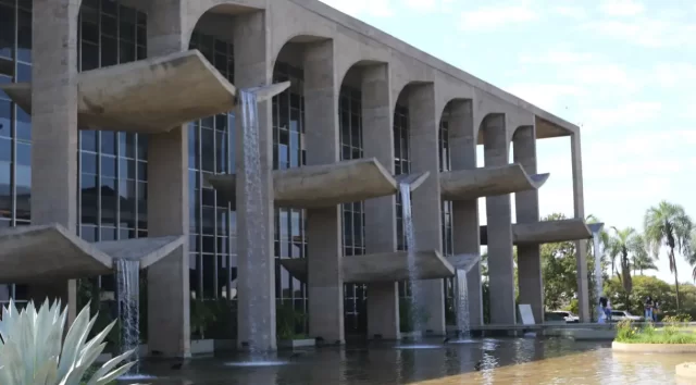 palacio_da_justica_na_esplanada_dos_ministerios_02
