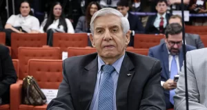 General Heleno diz ao Exército que convive com Alzheimer desde 2018