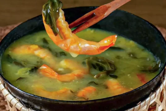 Saber amazônico: tacacazeiras são agora patrimônio cultural do Brasil