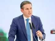 Fim da Escala 6×1 pode ser votado em maio, diz presidente da Câmara