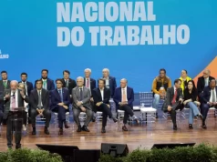 Fim do 6×1: Lula propõe negociação entre patrões, empregados e governo