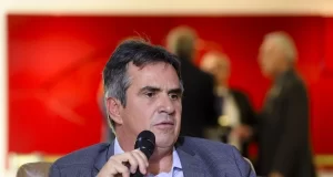Planalto pede silêncio a ministros sobre operação contra Ciro Nogueira