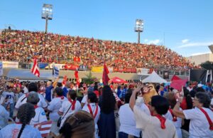 Pentecostes reúne fiéis em Manaus e reforça mensagem de esperança