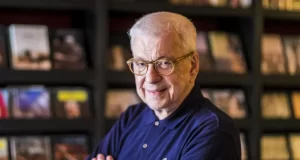 Morre o jornalista Renato Machado aos 83 anos