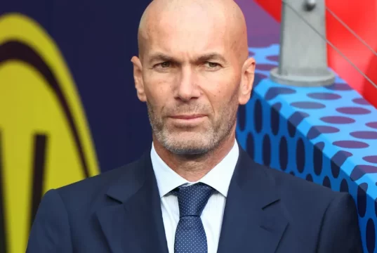 “Eu sei como vencer”: França recorre a Zidane após sucesso no Real Madrid