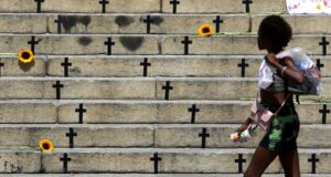 Mortes violentas caem 8,2% no país em 2025; feminicídios aumentam 4%