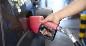 ANP cria app para motorista conferir qualidade de posto de combustível
