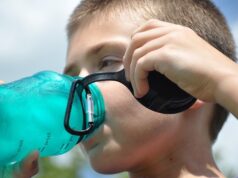 Calor, fumaça e estiagem: o que fazer para proteger crianças em Manaus