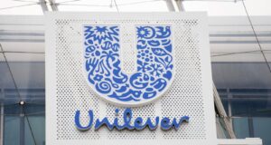 Anvisa interrompe fabricação de produtos de limpeza da Unilever