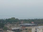Manaus amanhece encoberta por fumaça e registra qualidade do ar moderada nesta terça-feira (8)