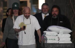 Homem que ficou 40 anos no corredor da morte é libertado nos EUA após análise de DNA