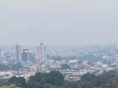 Queimadas fazem Manaus amanhecer encoberta de fumaça pelo 2º dia seguido; qualidade do ar chegou a nível ‘muito ruim’